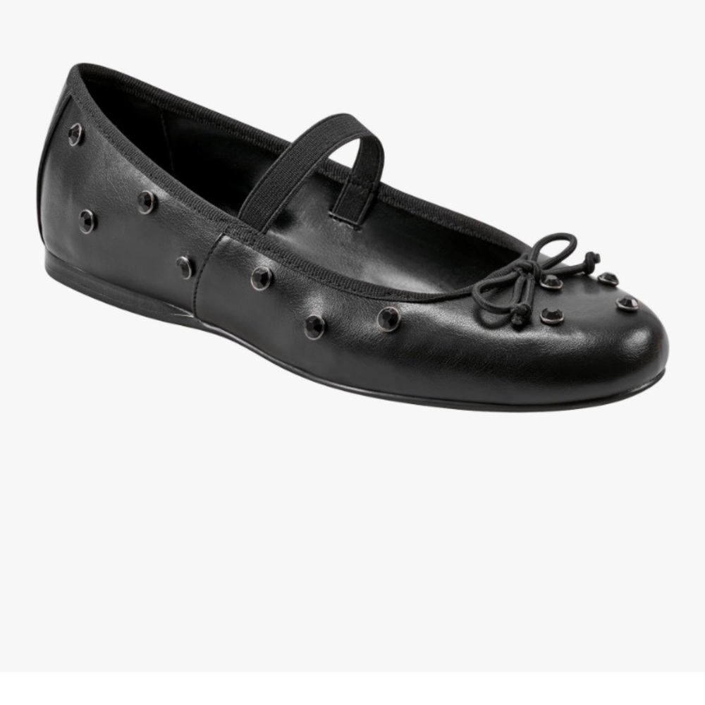 Bandolino Black Flats with Eyelet Accents